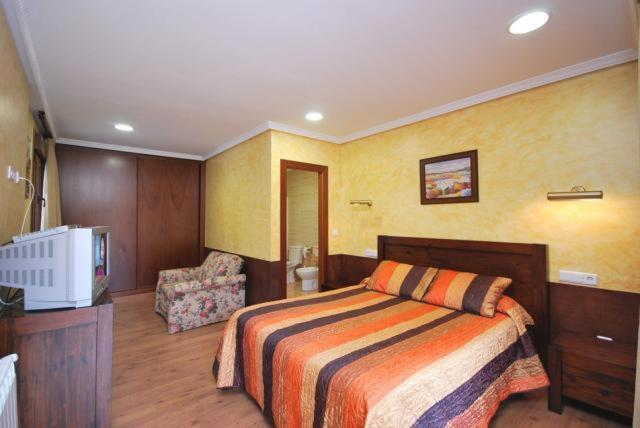 Hotel Arenas De Cabrales- Apartamentos Exterior foto
